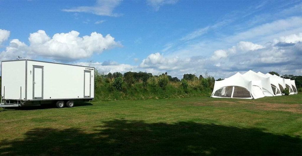 outdoor toilet hire