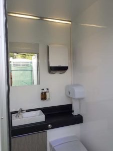bournemouth 7s posh loos