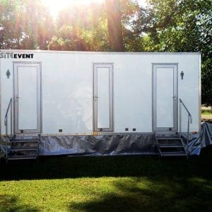 Luxury Toilet Trailer 3+1